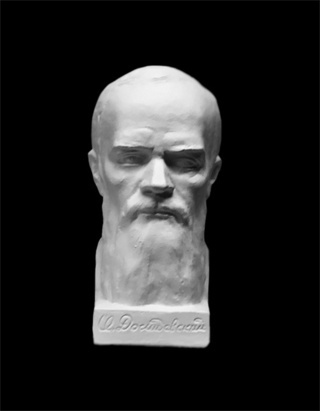 Бюст Достоевский, гипс 8,5х10,5х13 см. (арт. 10-194) 
